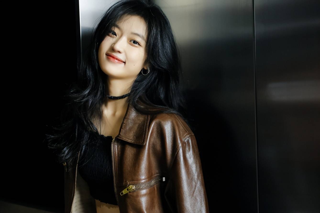 她搭档赵丽颖后小火与陈靖可同居上热搜爱游戏ayx网站《冬至》女主角居然是(图1)